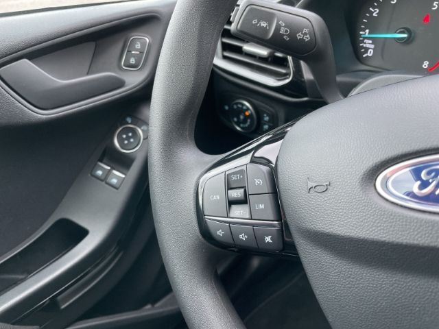 Fahrzeugabbildung Ford Fiesta 1.1 Cool & Connect Tempomat, Klimaanlage