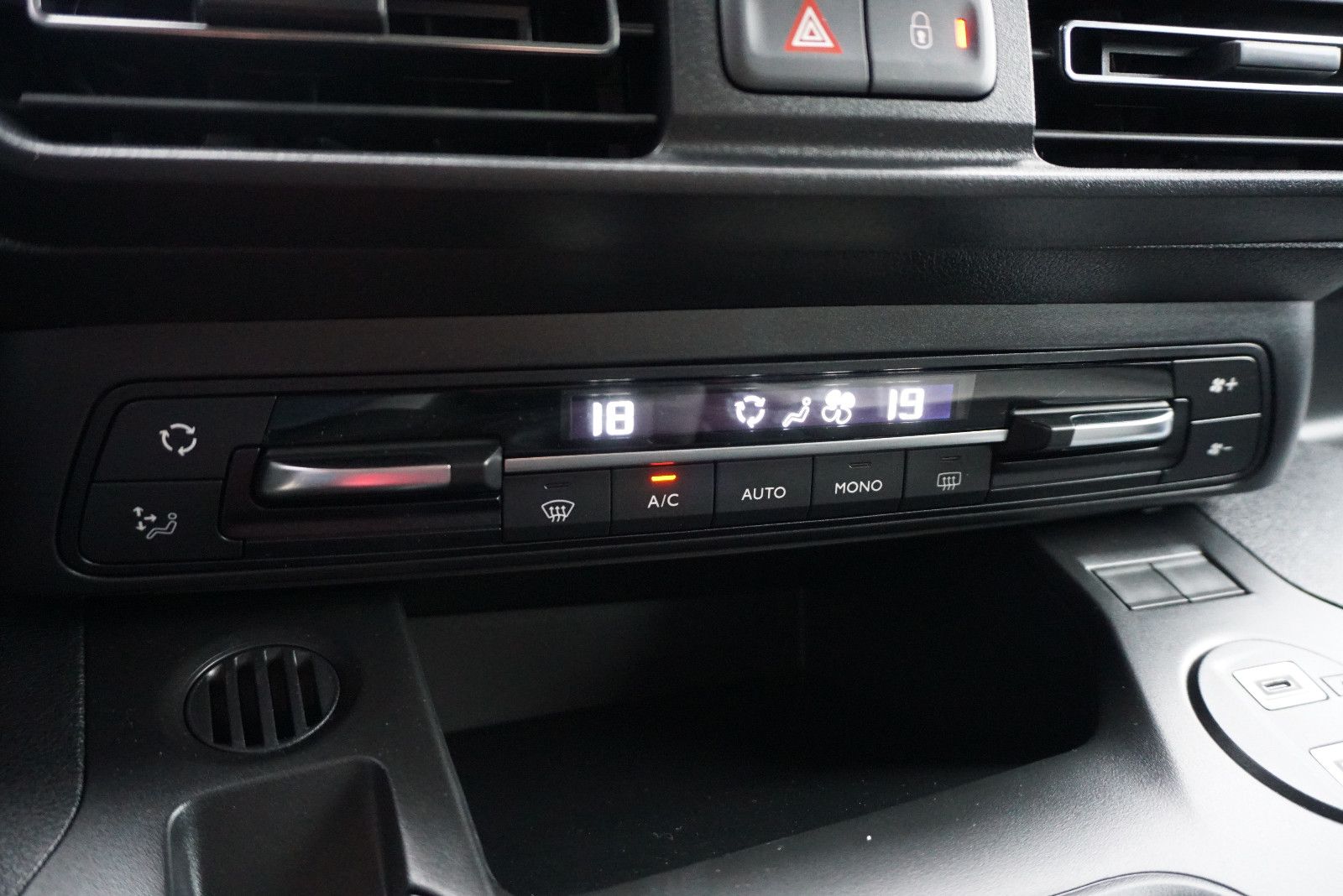 Citroën Berlingo - Bild 25