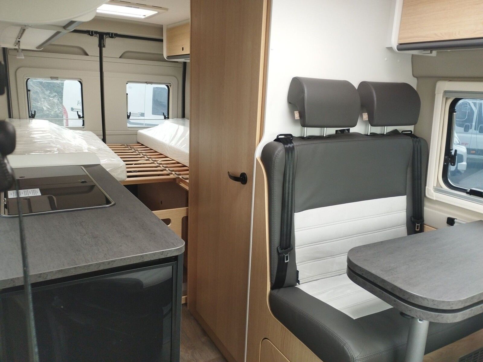Fahrzeugabbildung Sunlight Adventure Cliff 602 Automatik, Dörr Edition, LTE