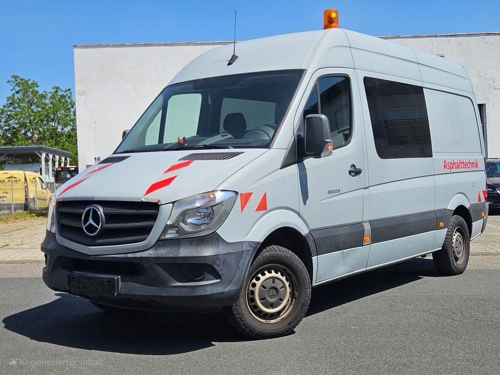 Image of Mercedes-Benz Sprinter