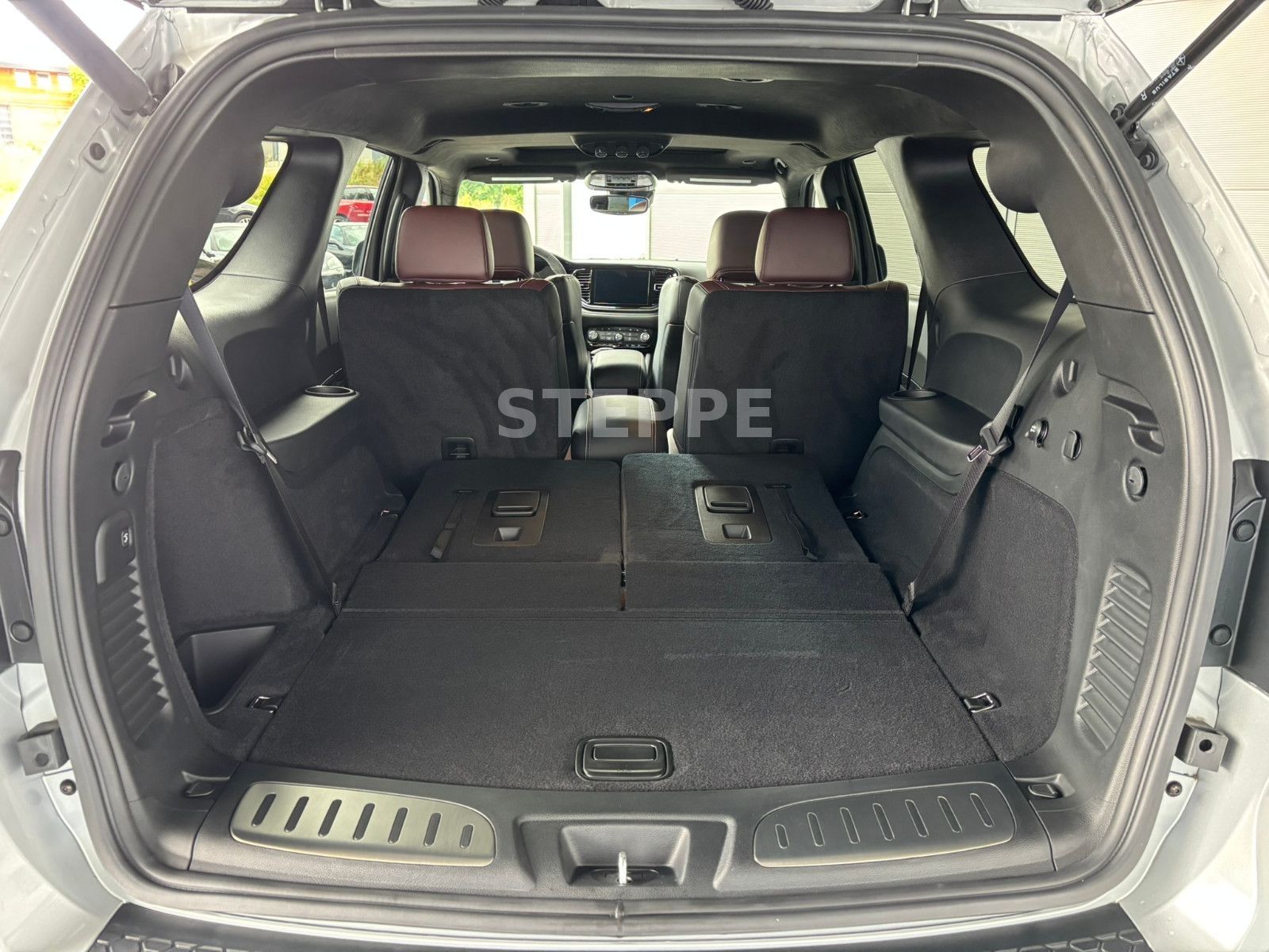 Dodge 2025 Durango SRT Hellcat Silver Bullet