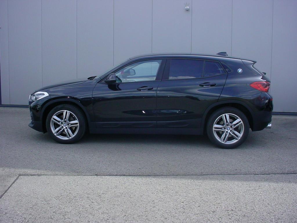 BMW X2*20i *HiFi*PDC*Navi*WLAN*Automatic*18"M ALU**