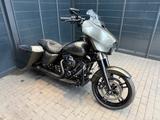 Harley-Davidson Street Glide FLHX 107 Custom - Angebote