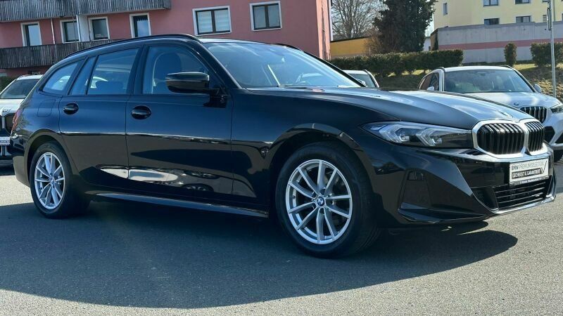 BMW 318i Touring LCPROF LED NAVI SHZ APPLECARPLAY foto 4