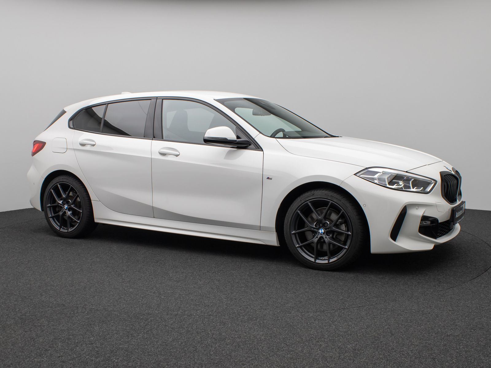 Fahrzeugabbildung BMW 120i M Sport Kamera DAB Lenkrhzg DrivAssis Alarm