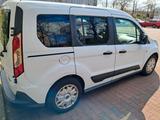 Ford Transit Connect - Ford Transit Connect aus 2013 mit Diesel-Antrieb