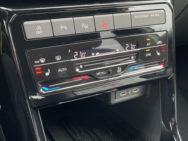 T-Cross R-Line 1.5 TSI DSG Black Style AHK/Navi 