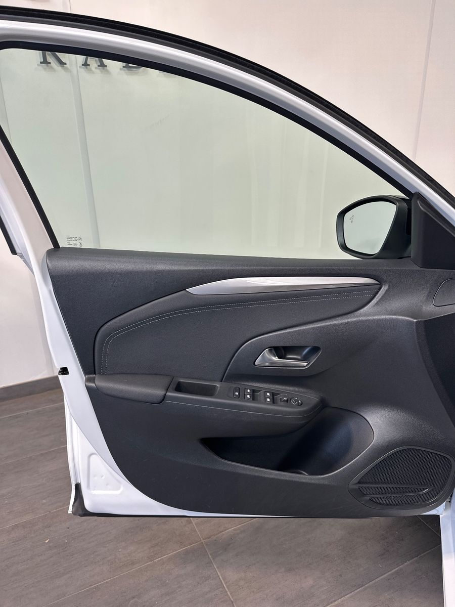 Fahrzeugabbildung Opel Corsa -e F GS NAV+LED+18ZOLL+SHZ+KEYLESS+CARPLAY
