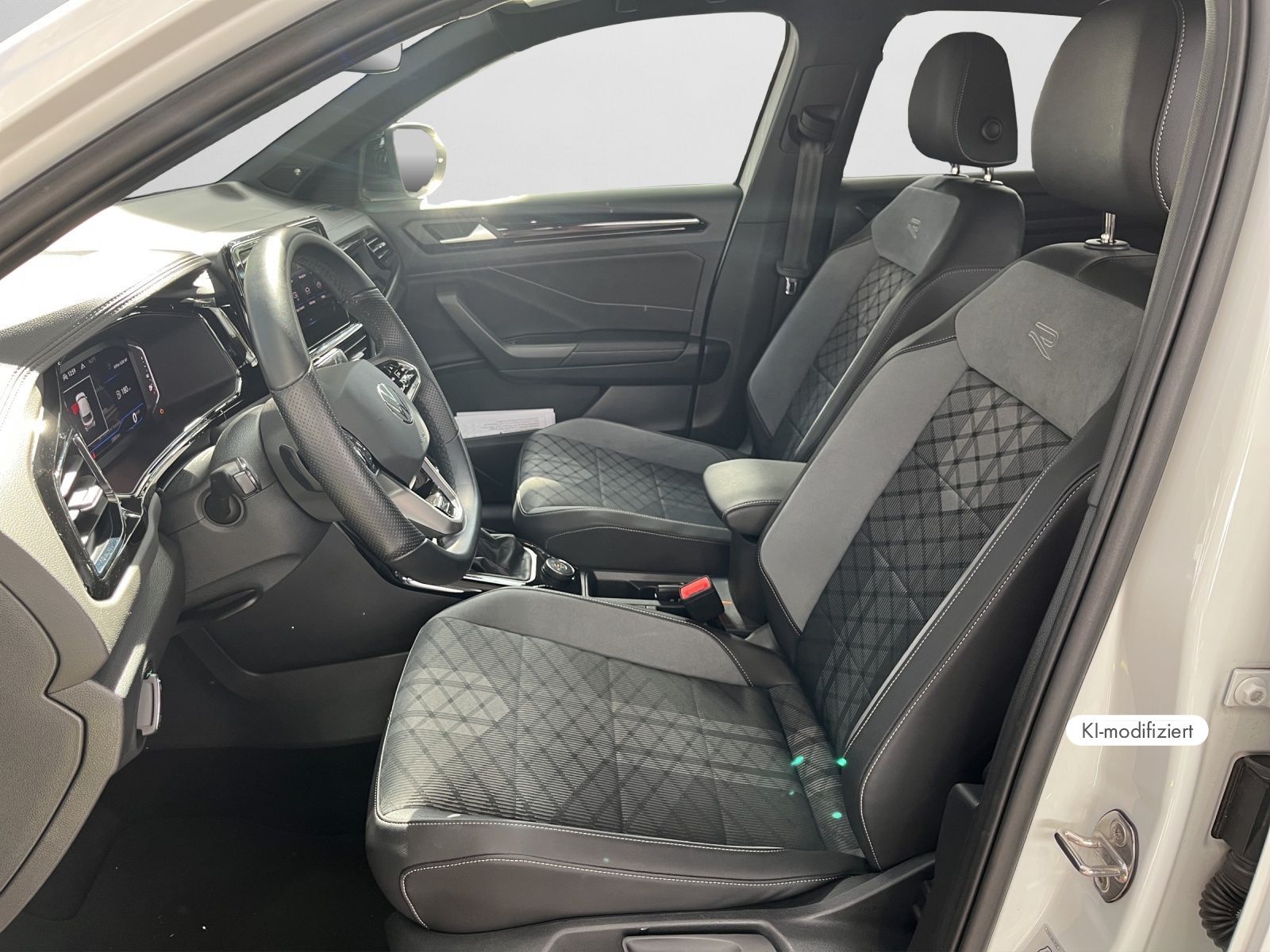 Volkswagen T-Roc - Bild 13