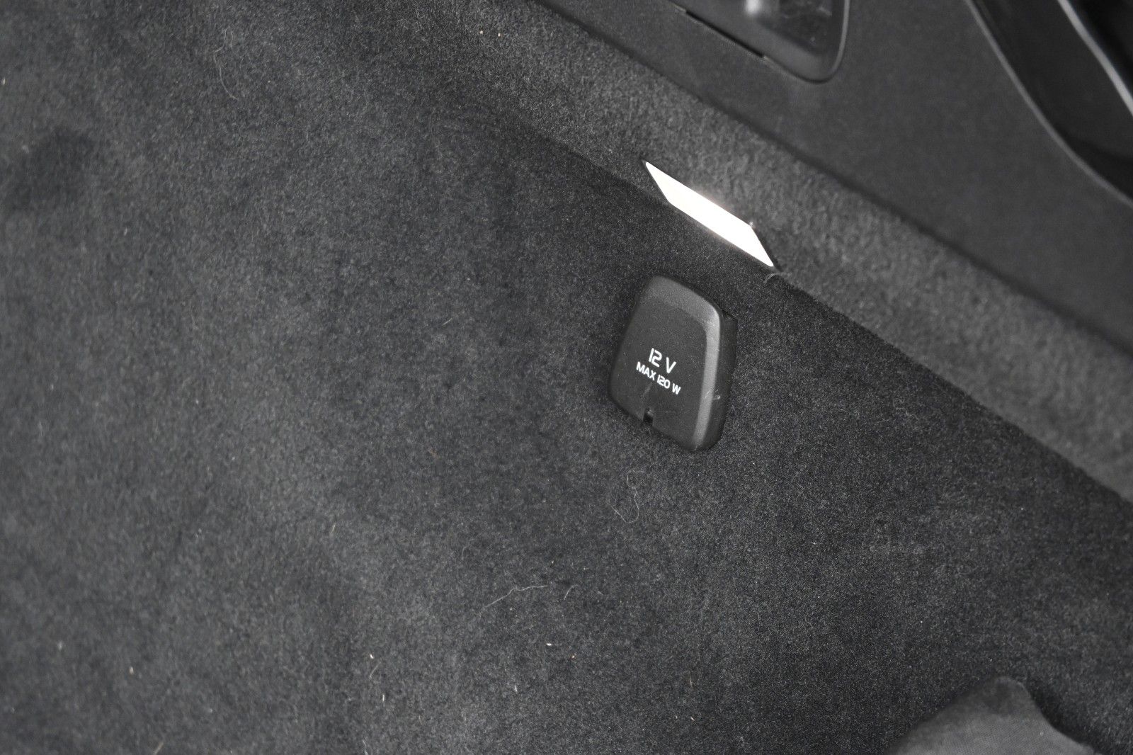 Fahrzeugabbildung Volvo V90 D5 Inscrip* AWD*360°*MASS*LUFT*NAV*MIETKAUF