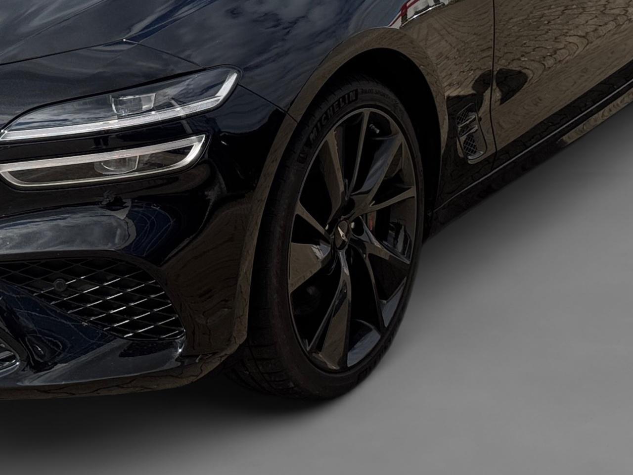 Genesis G70 Shooting Brake 2.0 T RWD Premium Metallic