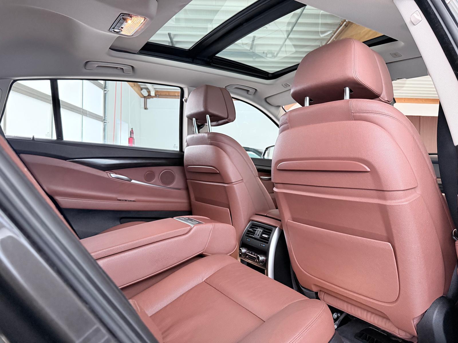 BMW 530d GT xDrive~Pano/AHK/ACC/RFK/LED/HUD