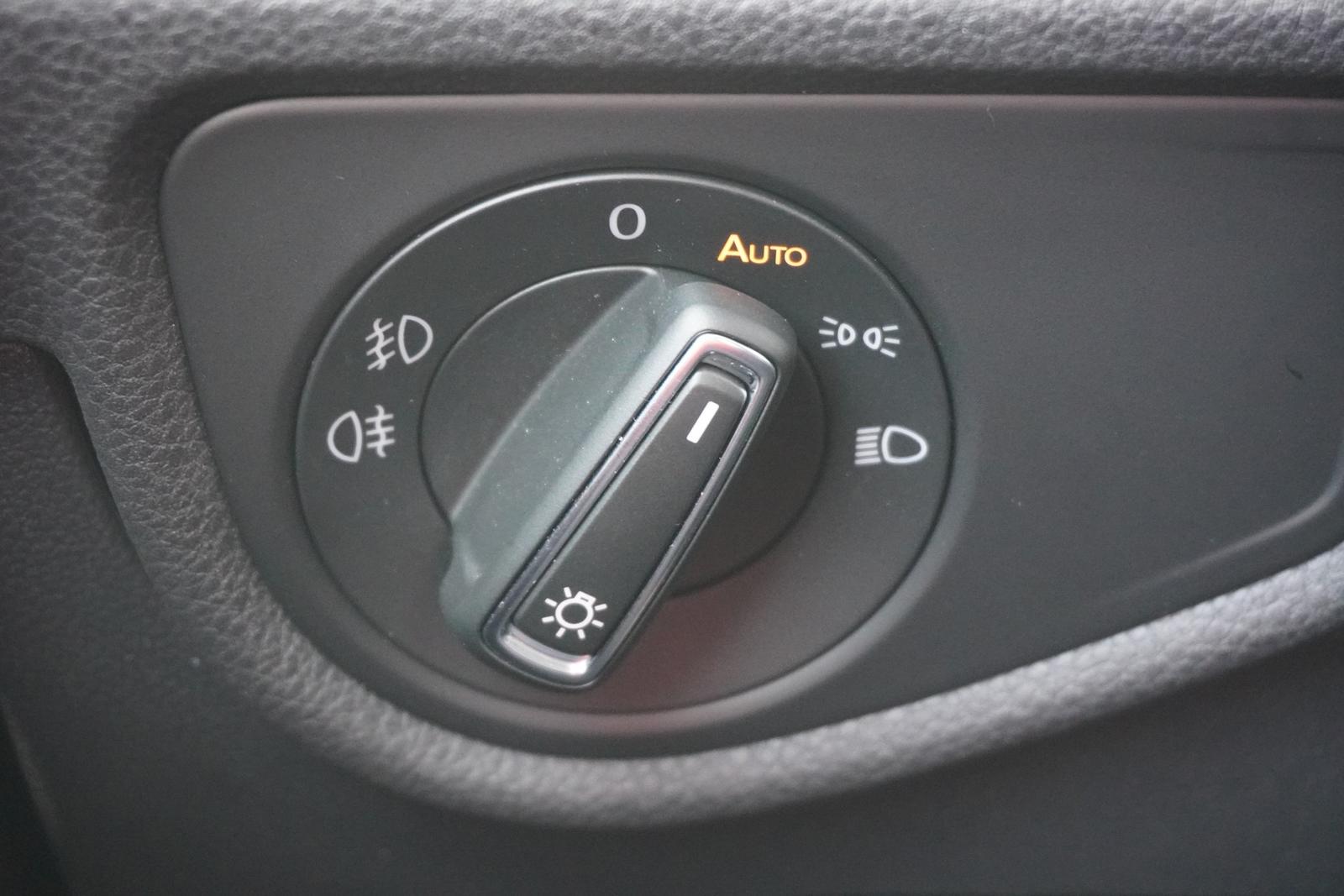 Volkswagen Touran 1.5 TSI DSG Highline LED Navi Kamera ACC, миниатюра 22