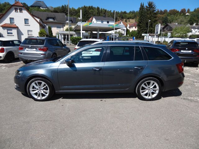Fahrzeugabbildung Skoda Octavia Combi Style/DSG/AHK/KAM/SitzH/1.Hd/