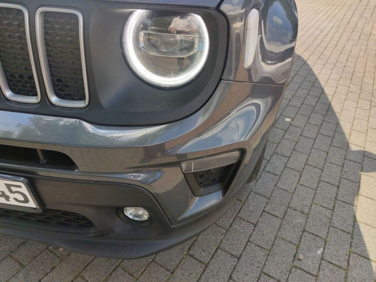 Fahrzeugabbildung Jeep Renegade 1.5 MHEV Summit+MY24+LEDER+LED+NAVI+PAN