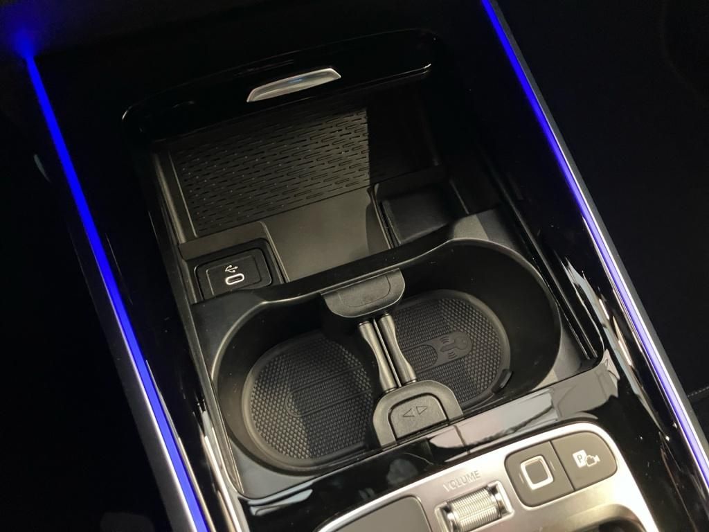Fahrzeugabbildung Mercedes-Benz GLB 200 +PROGRESSIVE+AHK+DISTRONIC+WINTER-PAKET+
