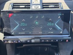 Fahrzeugabbildung DS Automobiles DS 7 Crossback 1.6 E-Tense 300 Performance Line