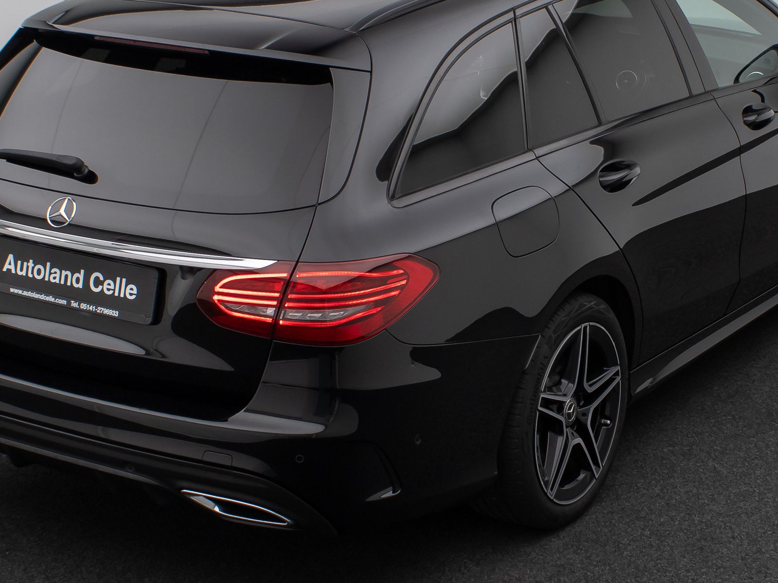 Fahrzeugabbildung Mercedes-Benz C 300d AMG Line 4Matic Kamera Burmester DAB