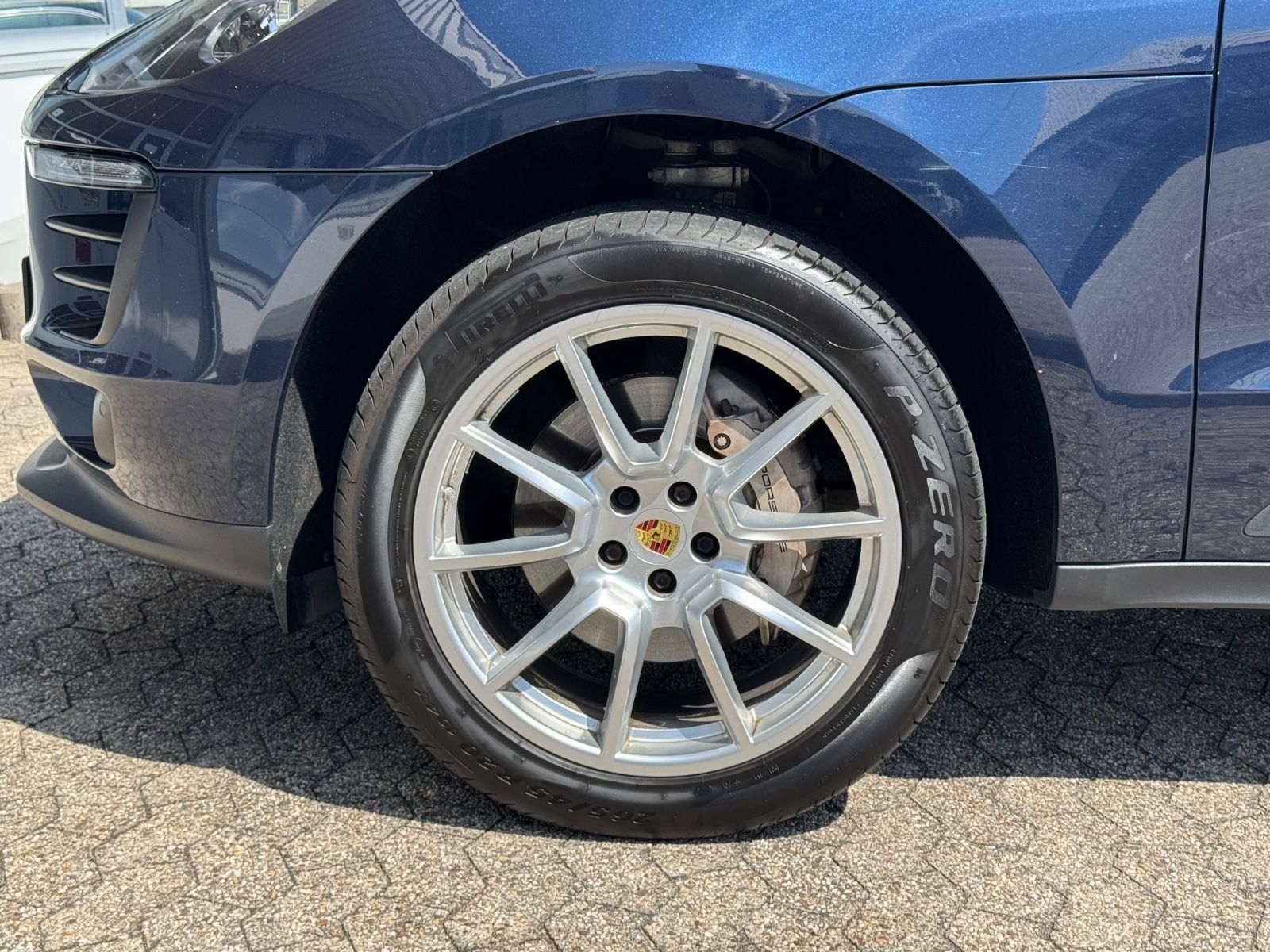 Fahrzeugabbildung Porsche Macan S Diesel/PANO/APPLE/NAVI/PDC/TEMPOMAT/SHZ