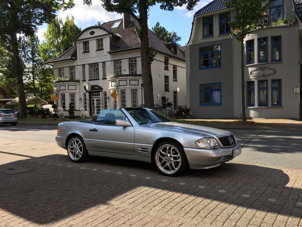 Mercedes-Benz SL-Class