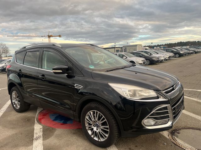 Ford Kuga Titanium/Leder/2 Hand/Tüv 11/2026/Top Zusta