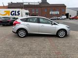 Ford Focus Lim. Titanium S-Dach PDC Tempo Sitzheizg - gebrauchte Ford Focus aus dem Jahr 2013