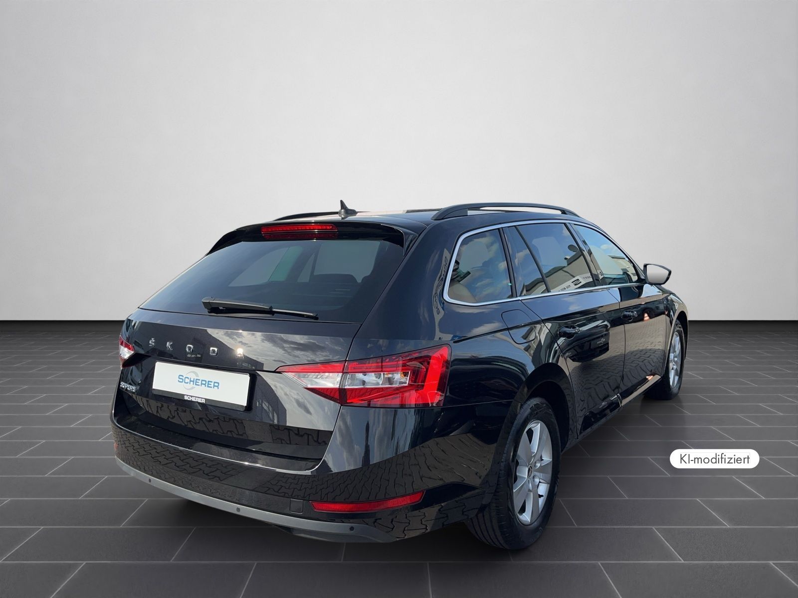 Skoda Superb - Bild 3