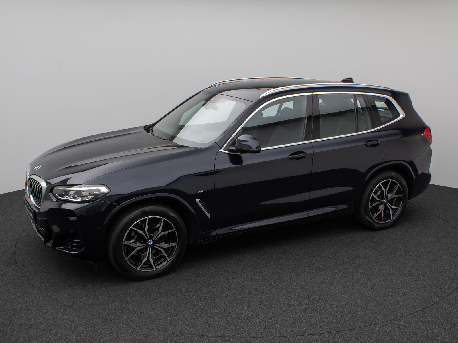 Fahrzeugabbildung BMW X3 xD20i M Sport Panorama Kamera HiFi DAB 19Zoll