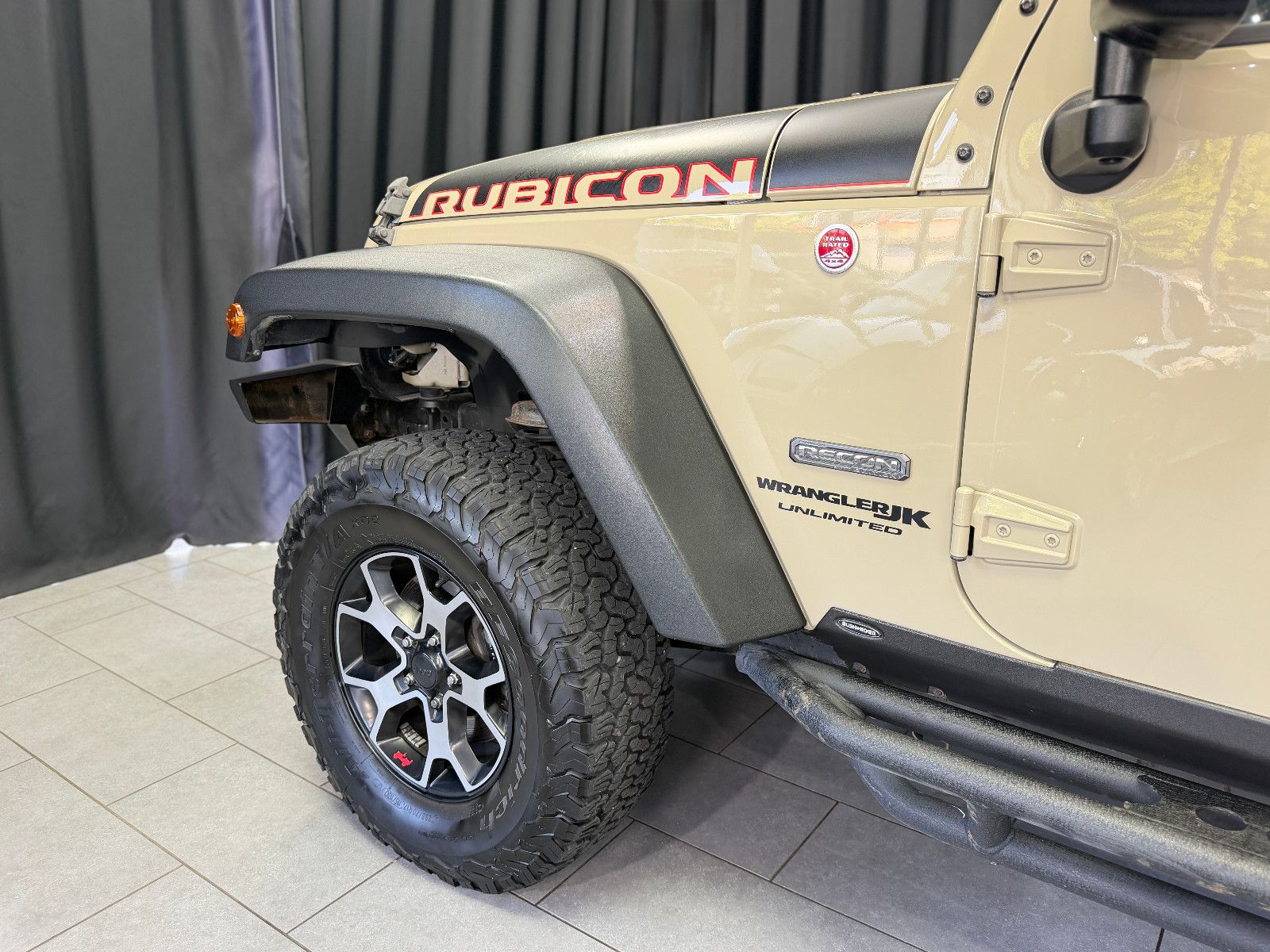 Fahrzeugabbildung Jeep Wrangler Unlimited Rubicon Recon Offroad|Alpine