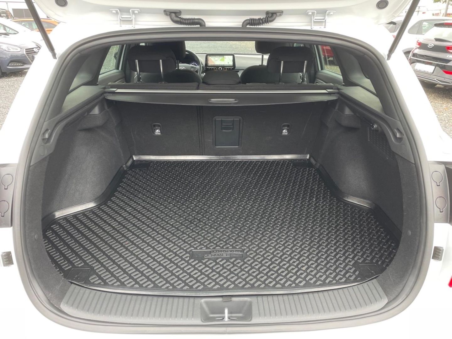 Fahrzeugabbildung Hyundai i30 1.0T Advantage Allwetter Navi LED  Kamera