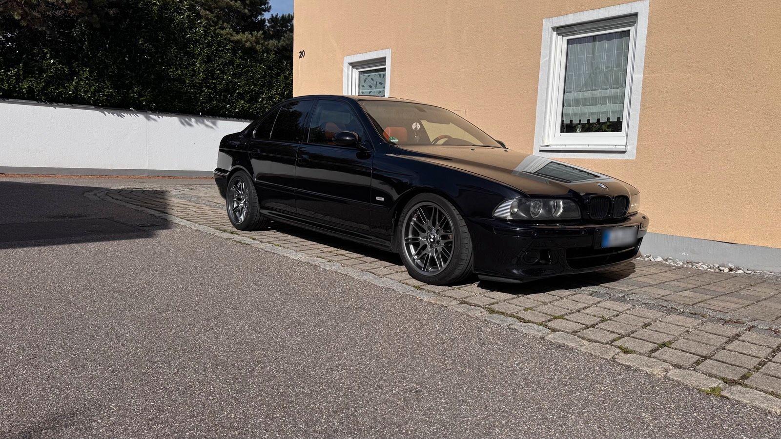 BMW 530
