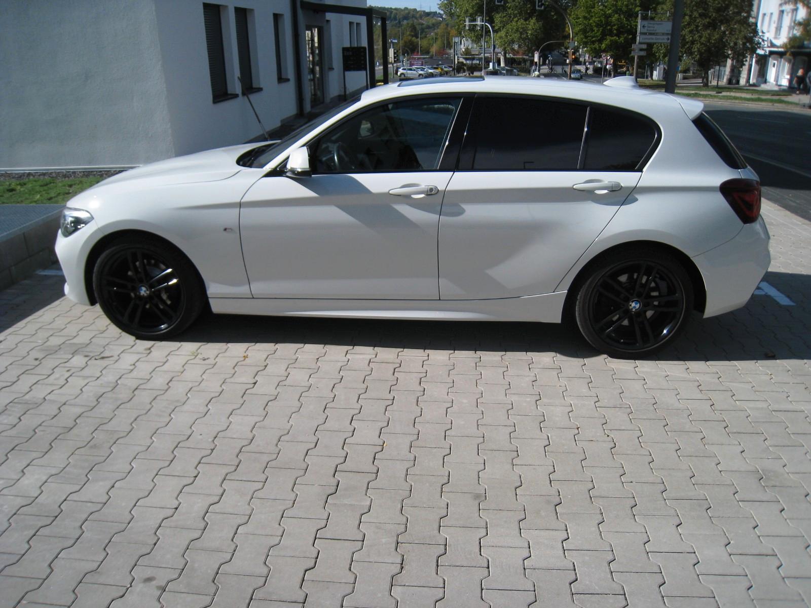 BMW 120i M Sport weiß