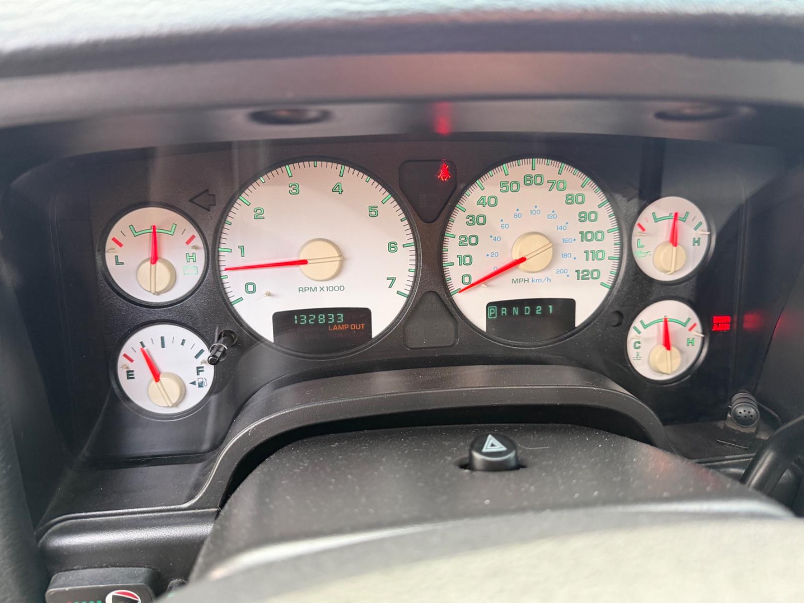 Dodge Ram 2004 — photo 11