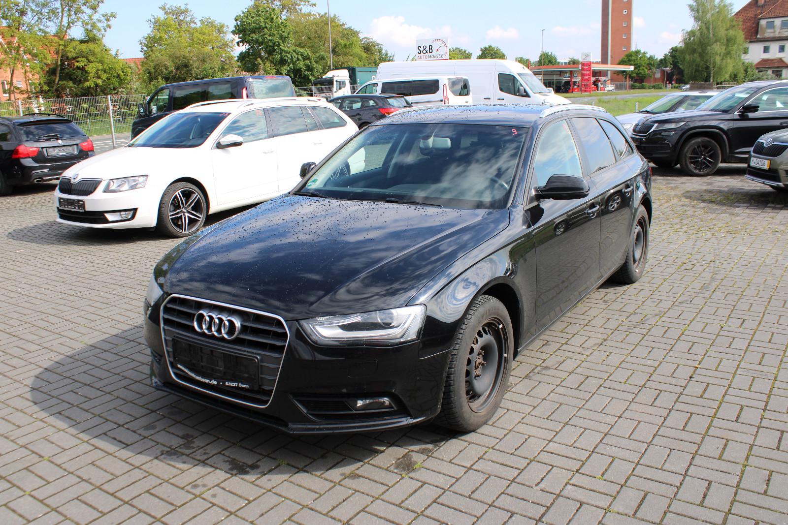 Audi A4 Avant Attraction Navi Sitzhz Temp. PDC AHK