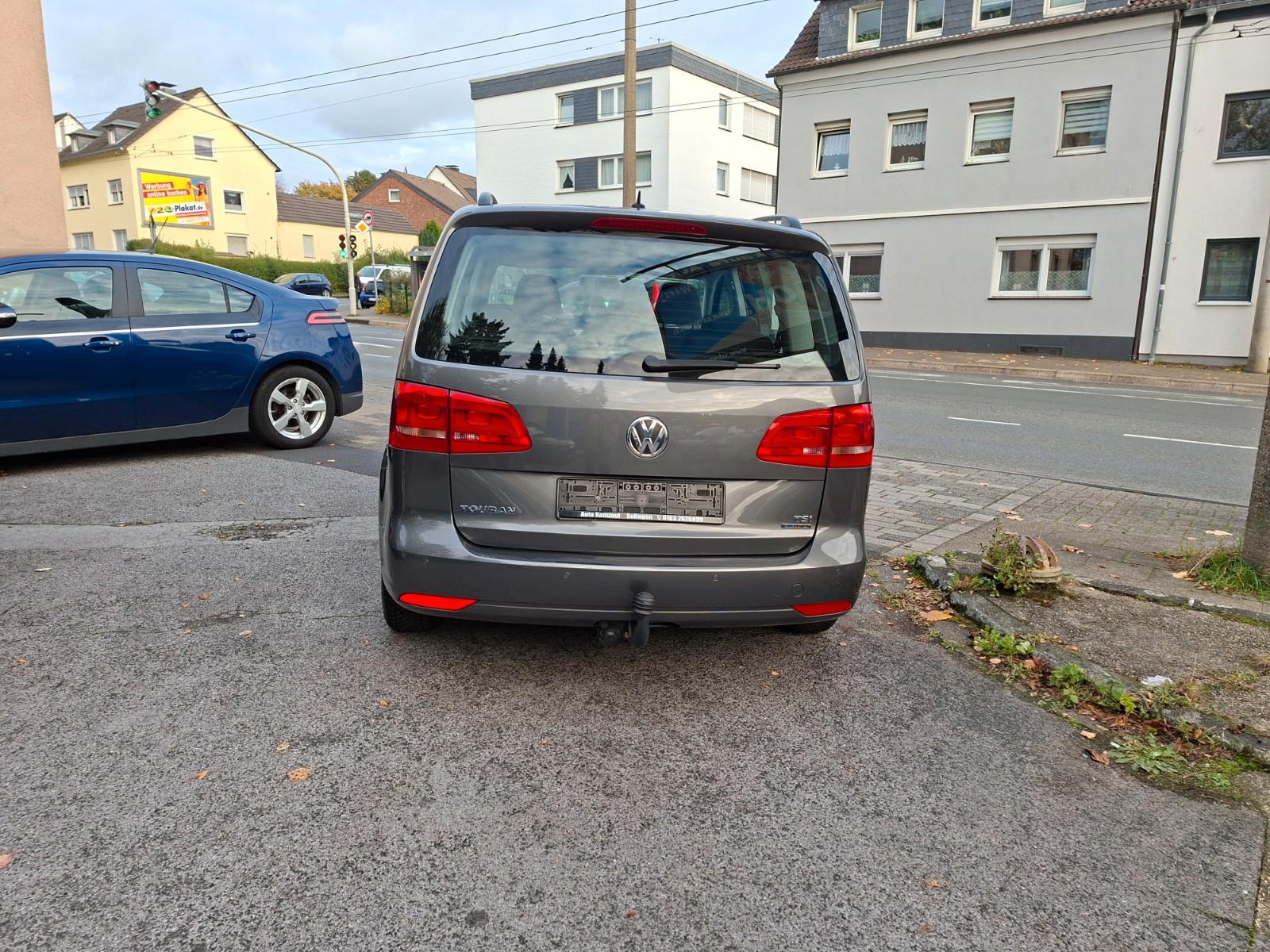 Volkswagen Touran 2010 — engine 1.197 cm³, 105 HP (77kW)