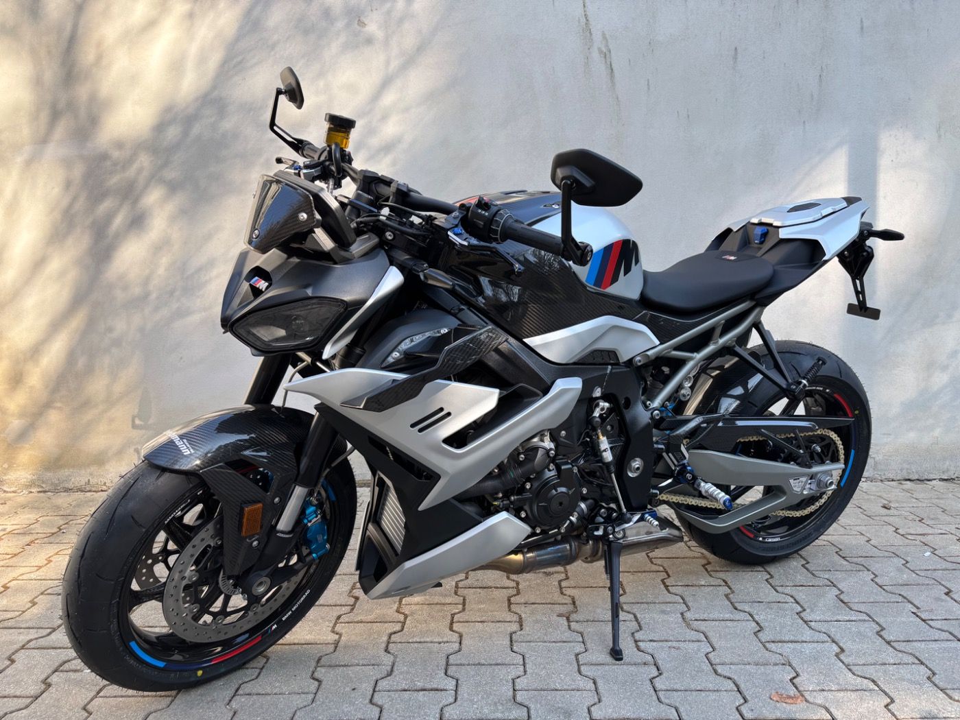 Fahrzeugabbildung BMW M 1000 R M Competition Paket