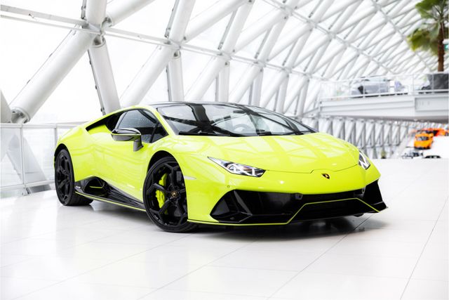 Lamborghini Huracán EVO 4WD | Official Lamborghini Service P