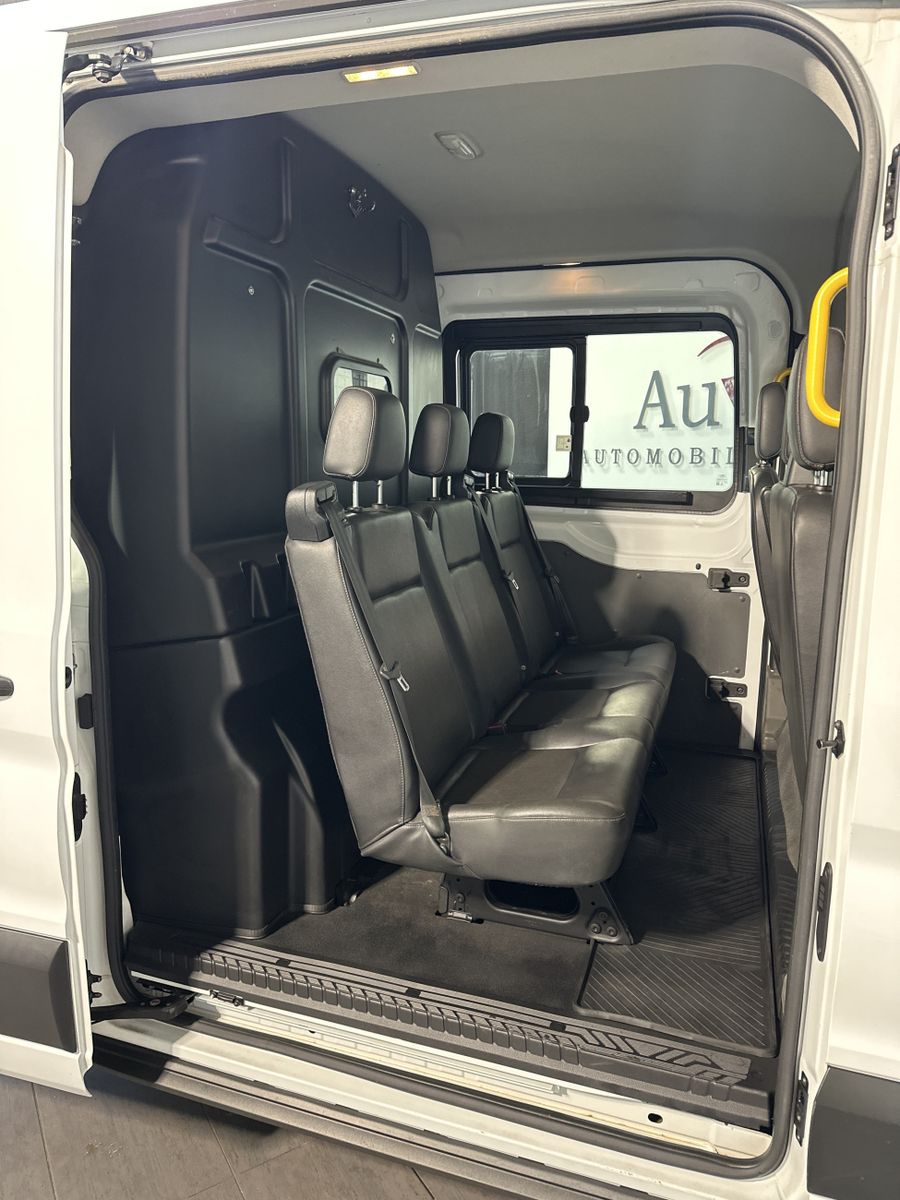 Fahrzeugabbildung Ford Transit 350 L3H2 DoKa AHK+KAMERA+STANDHEIZUNG+PP