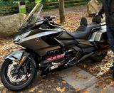 Honda Gl 1800 DCT Bagger mit div. Zubehör 