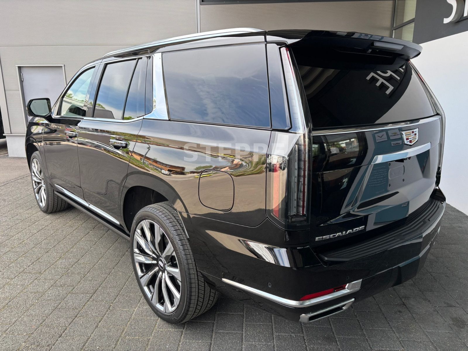 Cadillac Escalade FACELIFT MY26 6.2 V8 Platinum Luxury24"