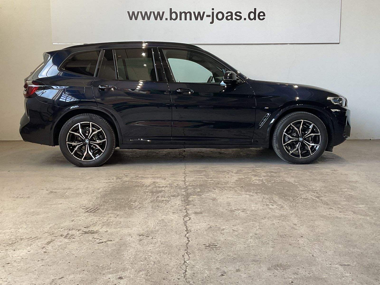 Fahrzeugabbildung BMW X3 xDrive20d Laserlicht, Panoramadach, Head-Up D