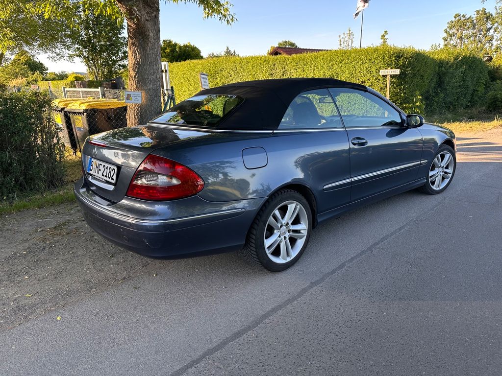 Mercedes-Benz CLK 200