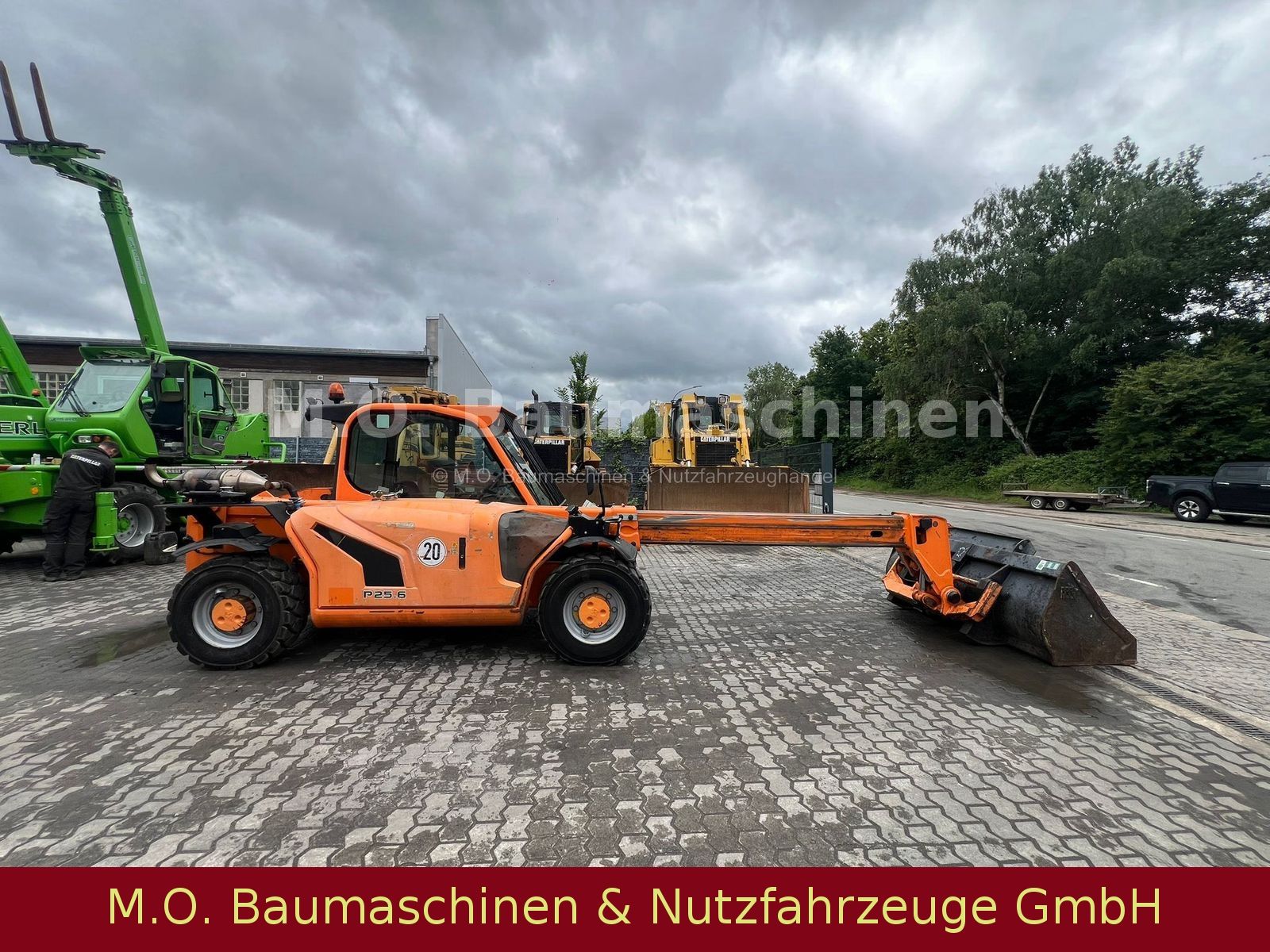Fahrzeugabbildung Merlo P 25.6 / SW / Palettengabel / Schaufel