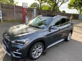 BMW X1 sDrive 18 i Aut/Leder/Memo/Pano/H&K... - BMW X1 in Magdeburg
