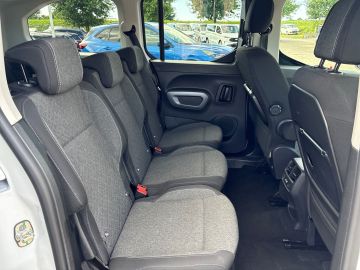 Bild 10 Opel Combo Life GS 1.5 Diesel XL ACC Apple CarPlay A