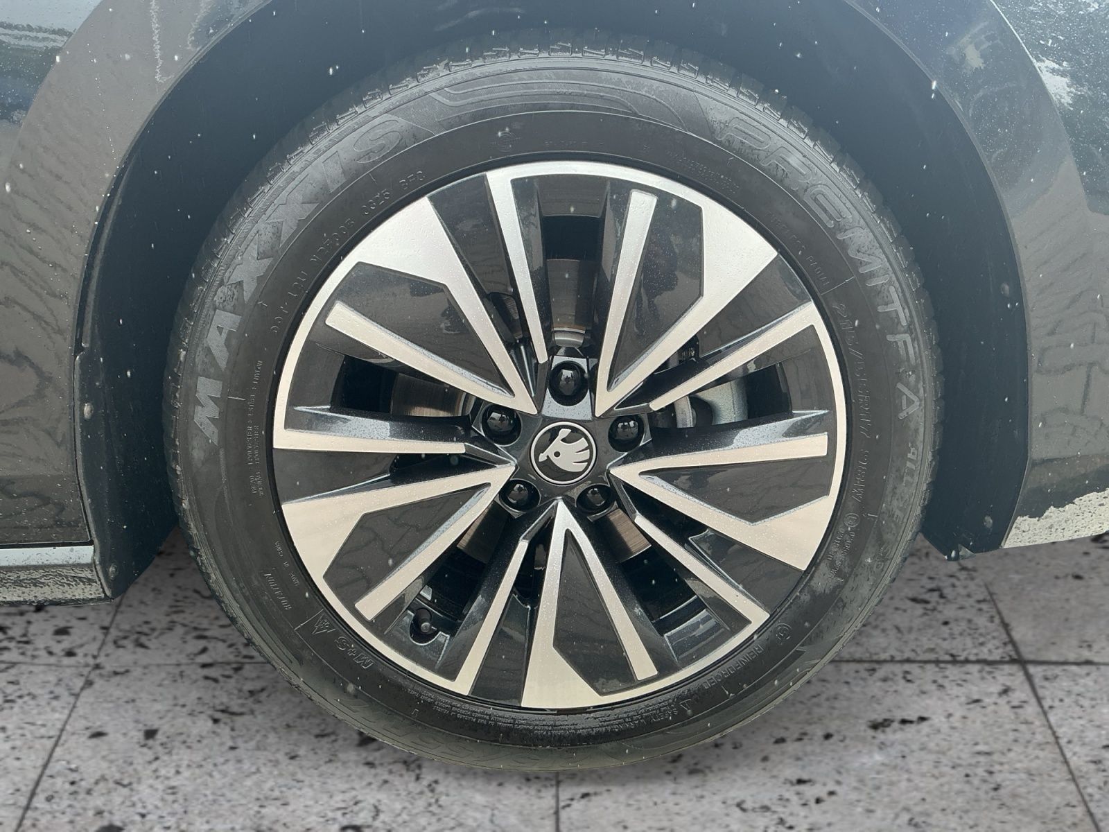 Skoda Superb - Bild 7