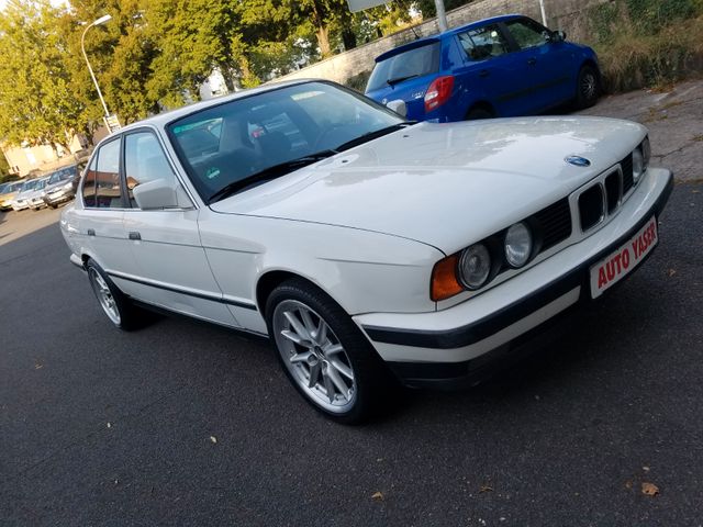 BMW 520i E34