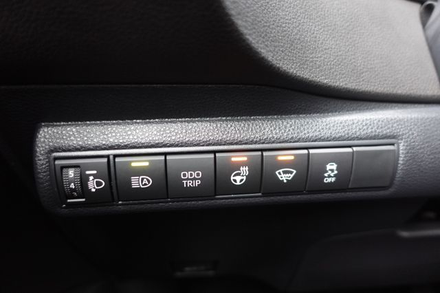 Fahrzeugabbildung Suzuki Swace 1.8 Comfort + Comfort+ KlimaA,LED,Navi,SHZ