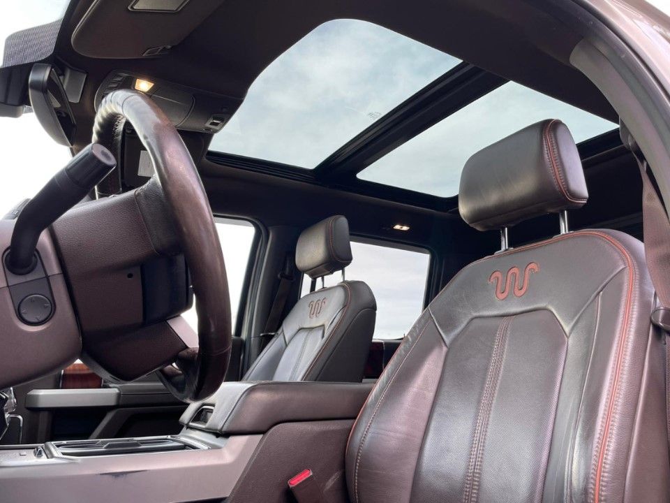 Fahrzeugabbildung Ford F 250 6.2 SuperDuty Pano Standh KingRanch