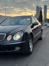 Mercedes-Benz Mercedes E320 frisch TÜV! - gebrauchte Mercedes-Benz E 320 aus dem Jahr 2002